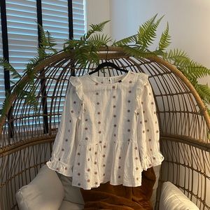 Universal Thread peasant top